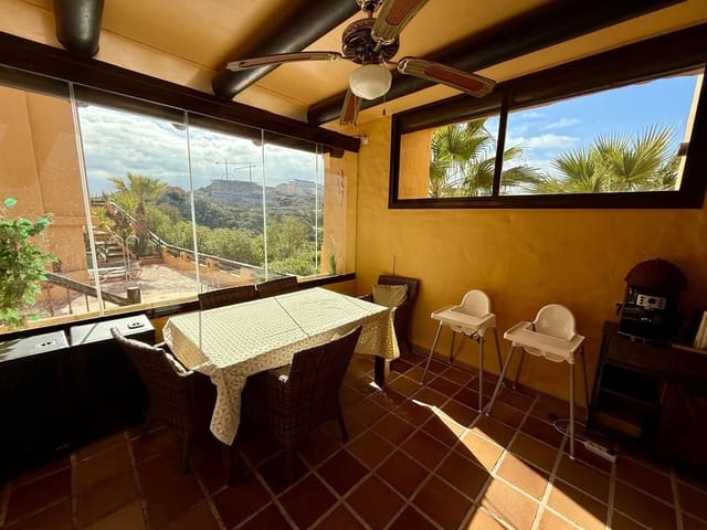 3 sovrum Lägenhet till salu i La Duquesa / Puerto de la Duquesa, Manilva med pool garage - 319 000 € (Ref: 9386474)