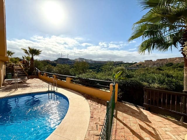 3 slaapkamer Appartement te koop in La Duquesa / Puerto de la Duquesa, Manilva met zwembad garage - € 319.000 (Ref: 9386474)
