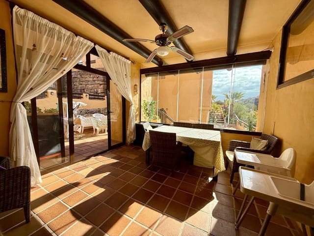 3 slaapkamer Appartement te koop in La Duquesa / Puerto de la Duquesa, Manilva met zwembad garage - € 319.000 (Ref: 9386474)