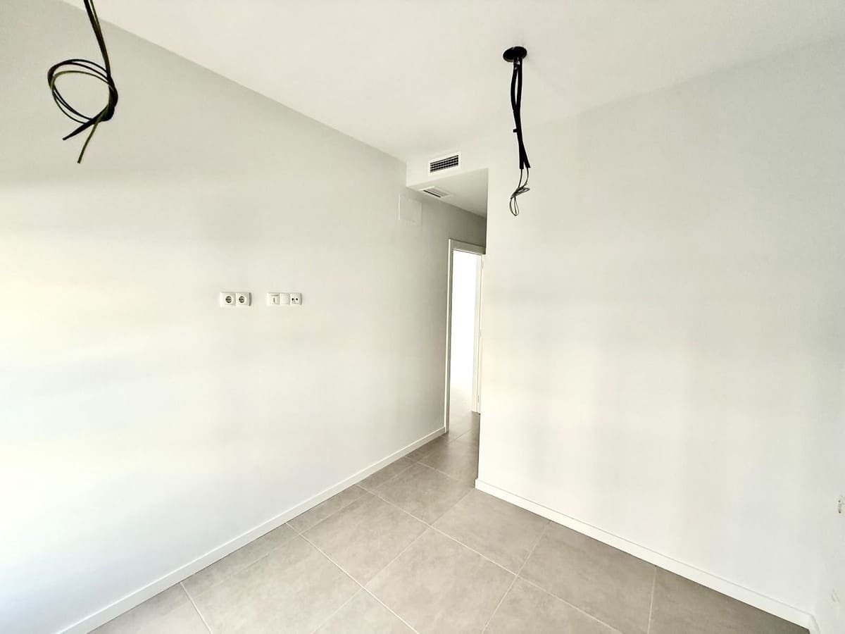 2 sovrum Lägenhet till salu i Estepona med pool garage - 510 000 € (Ref: 9399888)