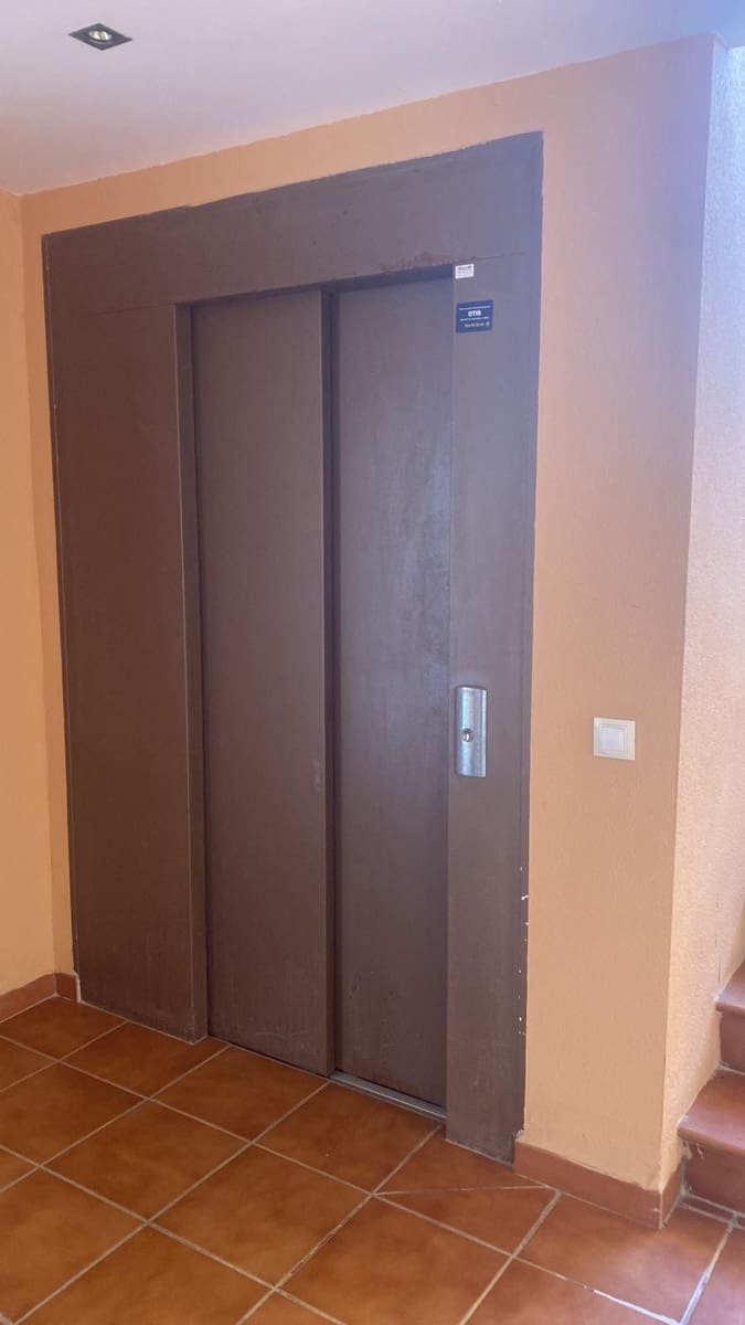 1 bedroom Apartment for sale in Casares with pool garage - € 265,000 (Ref: 9425338)