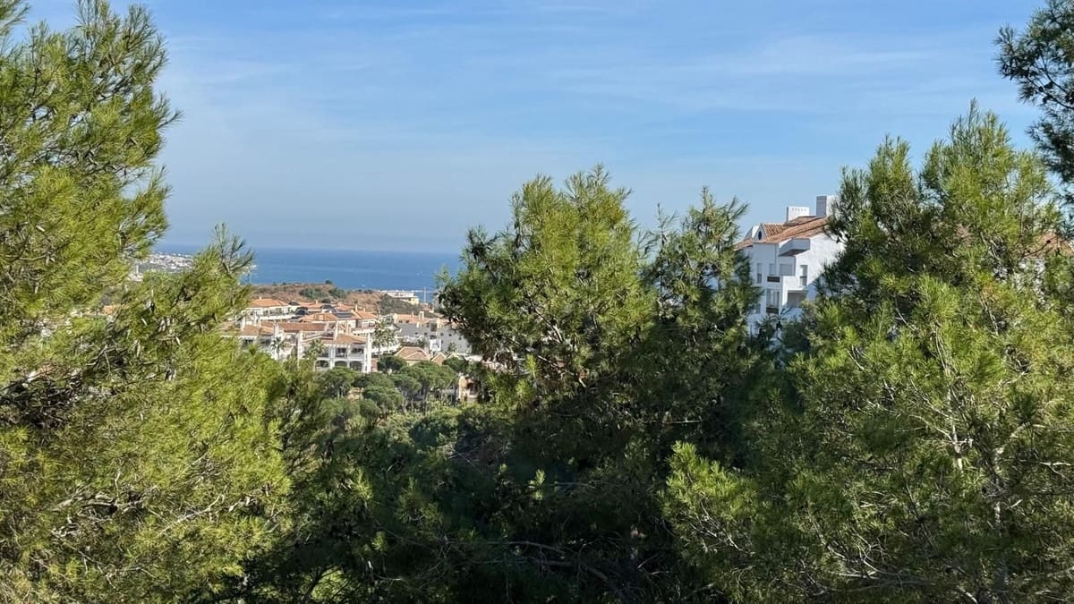 3 makuuhuone Huoneisto myytävänä paikassa Riviera del Sol mukana uima-altaan 
autotalli - 875 000 € (Ref: 9428245)