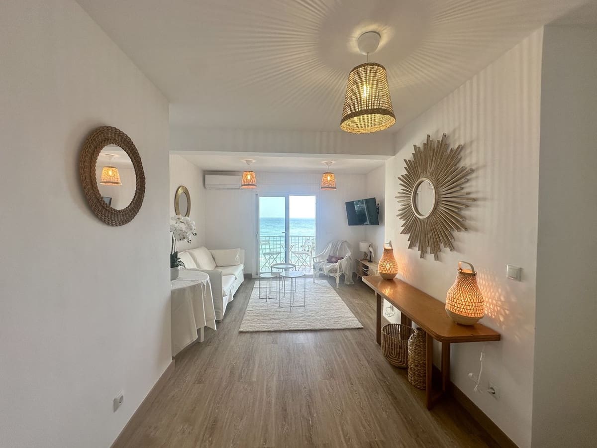 Apartamento de 2 habitaciones en Calahonda en venta con piscina - 375.000 € (Ref: 9442828)