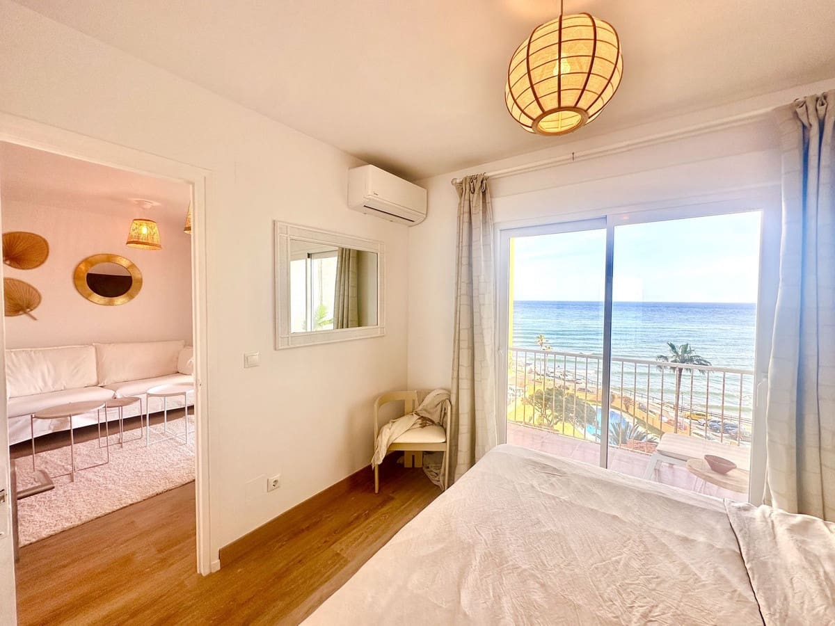 Apartamento de 2 habitaciones en Calahonda en venta con piscina - 375.000 € (Ref: 9442828)