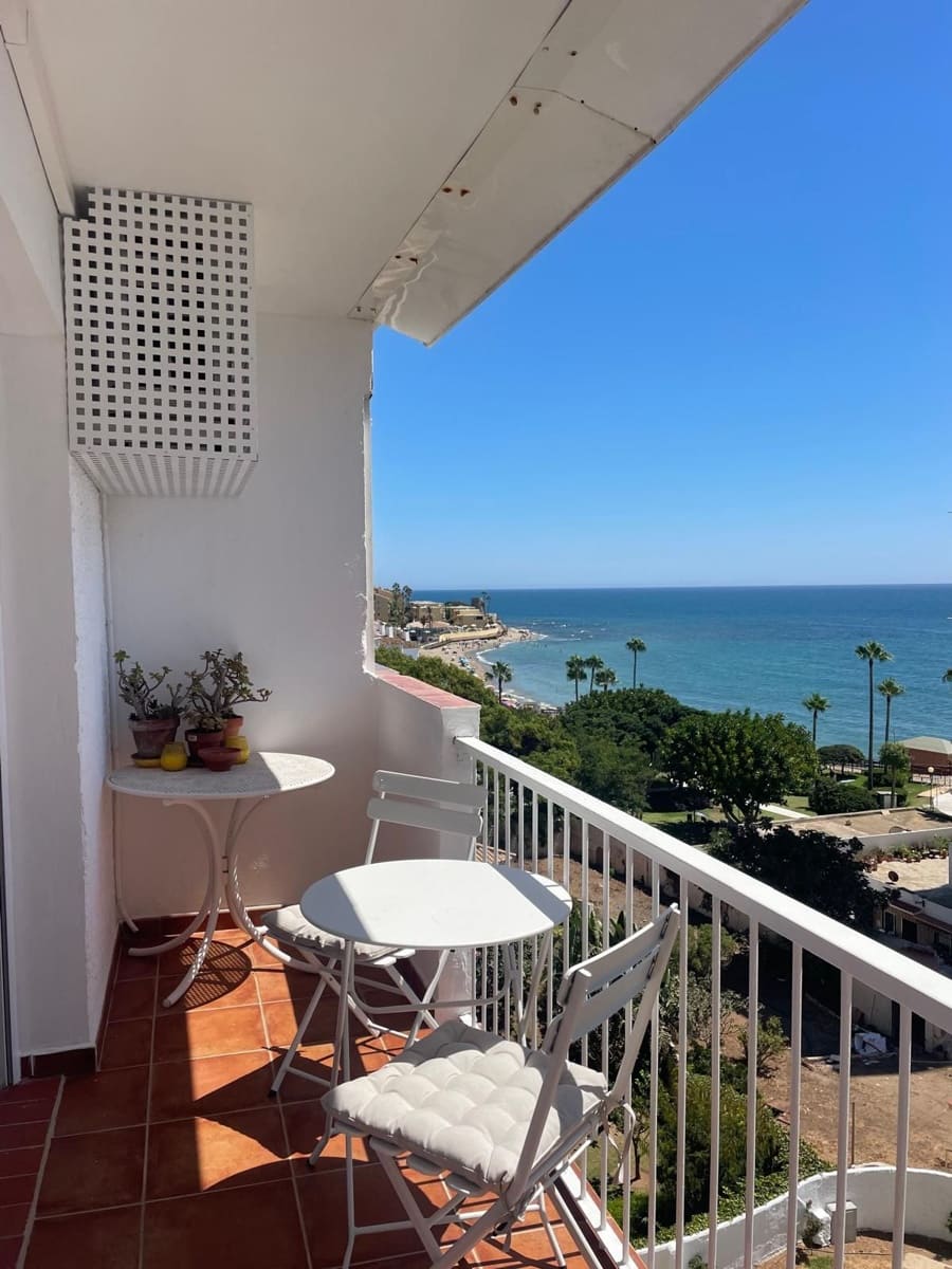 Apartamento de 2 habitaciones en Calahonda en venta con piscina - 375.000 € (Ref: 9442828)