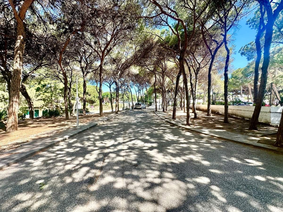 Apartamento de 2 habitaciones en Calahonda en venta con piscina - 375.000 € (Ref: 9442828)