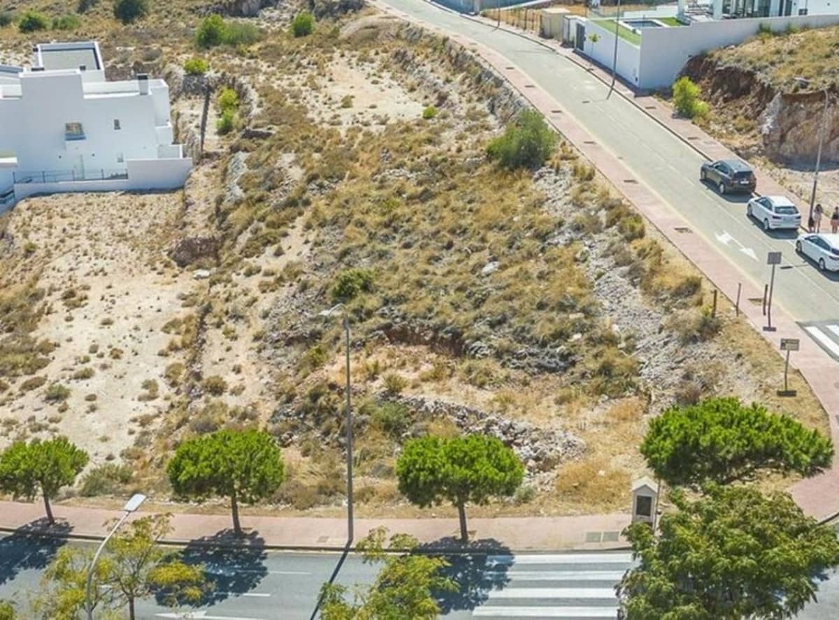 Tontti myytävänä paikassa Benalmadena - 350 000 € (Ref: 9492728)
