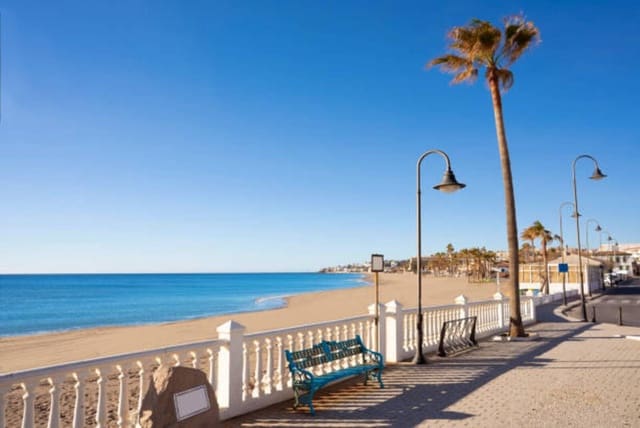 6 sovrum Hus till salu i La Cala de Mijas, Mijas med garage - 796 000 € (Ref: 9517944)