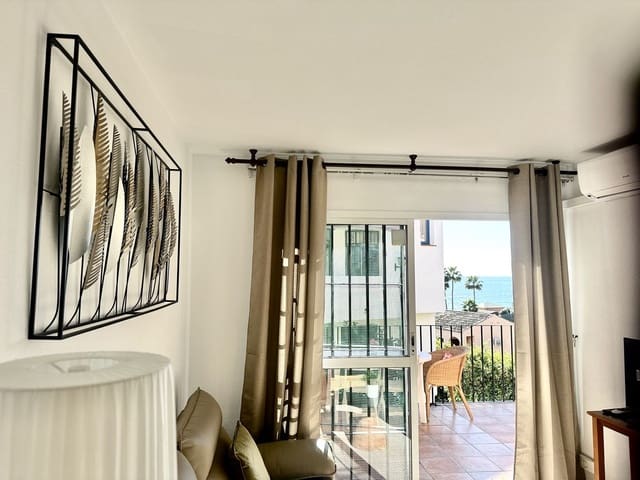 2 soveværelse Strandlejlighed til salg i Calahonda, Mijas - € 275.000 (Ref: 9562271)