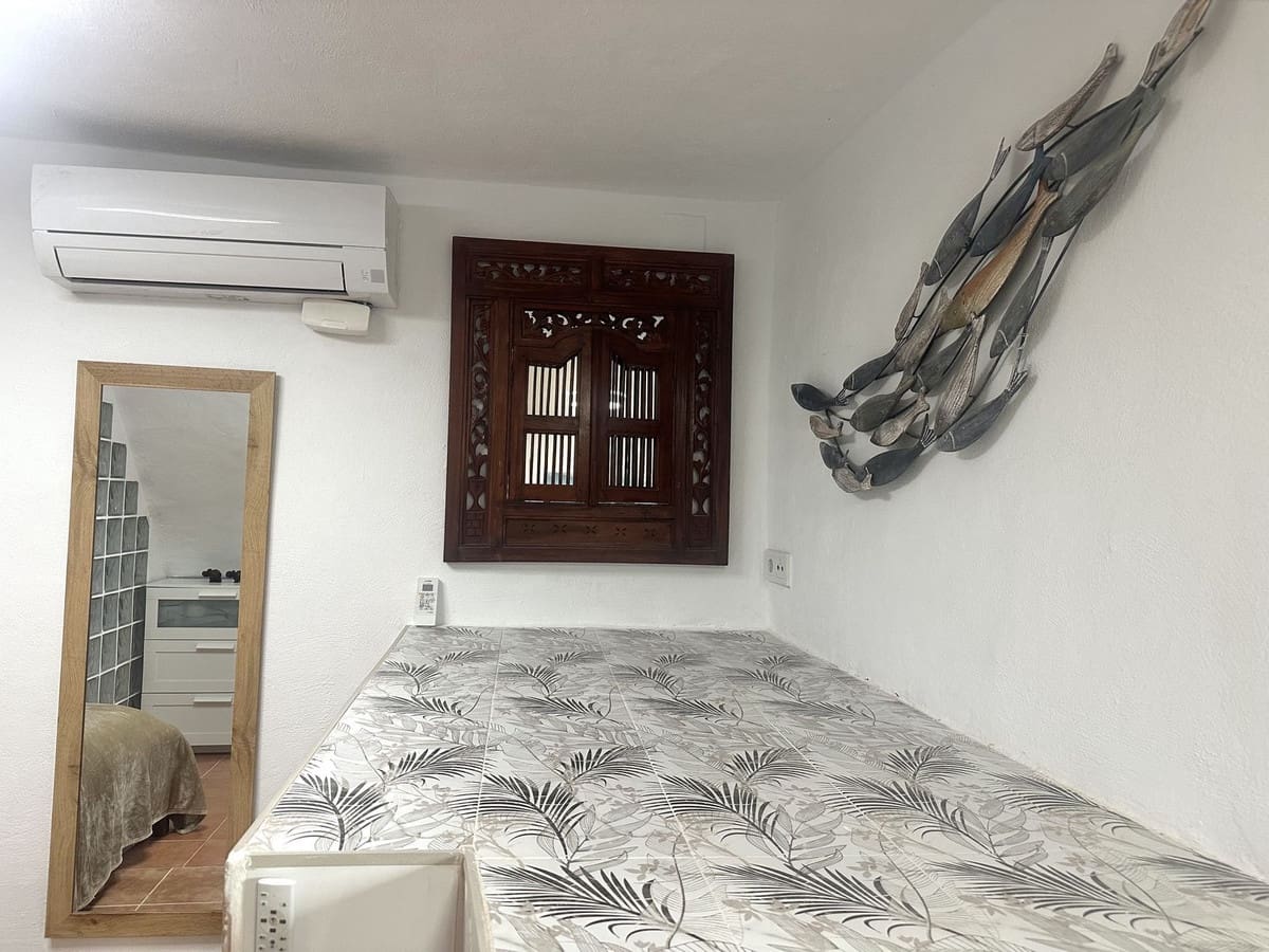 2 bedroom Beach Apartment for sale in Calahonda - € 275,000 (Ref: 9562271)