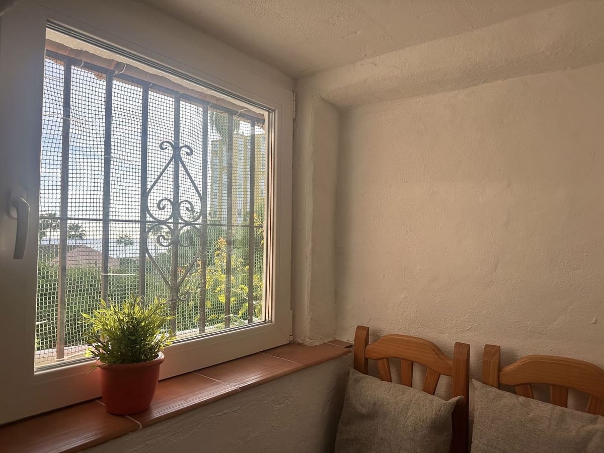 2 bedroom Beach Apartment for sale in Calahonda - € 275,000 (Ref: 9562271)