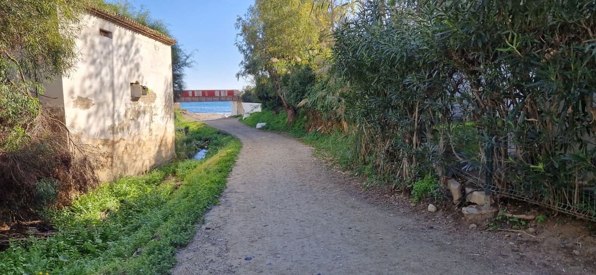 2 bedroom Beach Apartment for sale in Calahonda - € 275,000 (Ref: 9562271)