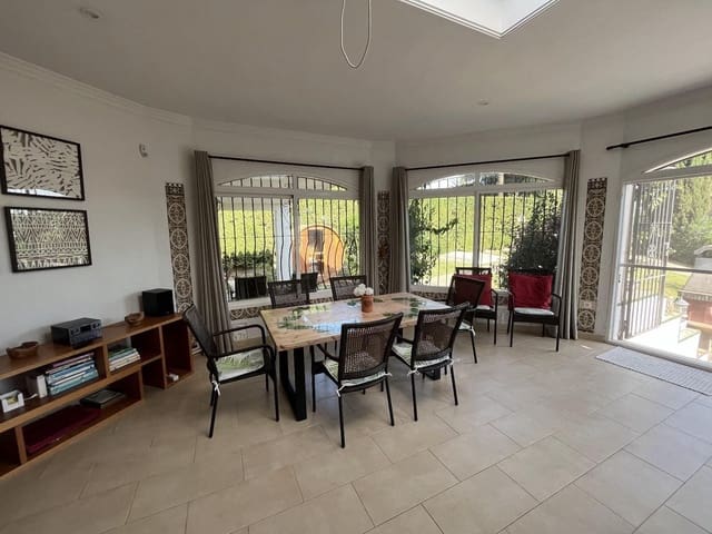 3 makuuhuone Huvila myytävänä paikassa El Chaparral, Mijas mukana uima-altaan 
autotalli - 950 000 € (Ref: 9578037)