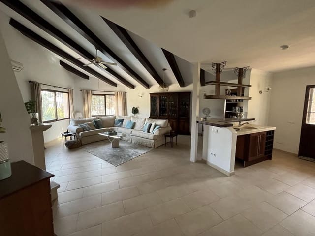 3 sovrum Villa till salu i El Chaparral, Mijas med pool garage - 950 000 € (Ref: 9578037)