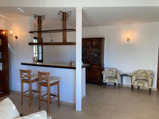3 sovrum Villa till salu i El Chaparral, Mijas med pool garage - 950 000 € (Ref: 9578037)