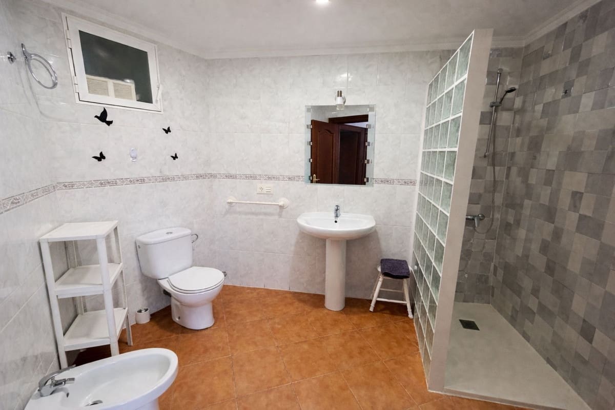 3 camera da letto Appartamento sulla Spiaggia in vendita in Benalmadena con piscina garage - 480.000 € (Rif: 9585070)