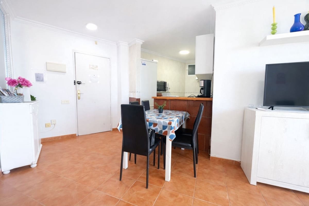 2 Zimmer Strandapartment zu verkaufen in Benalmadena mit Pool Garage - 437.000 € (Ref: 9585070)