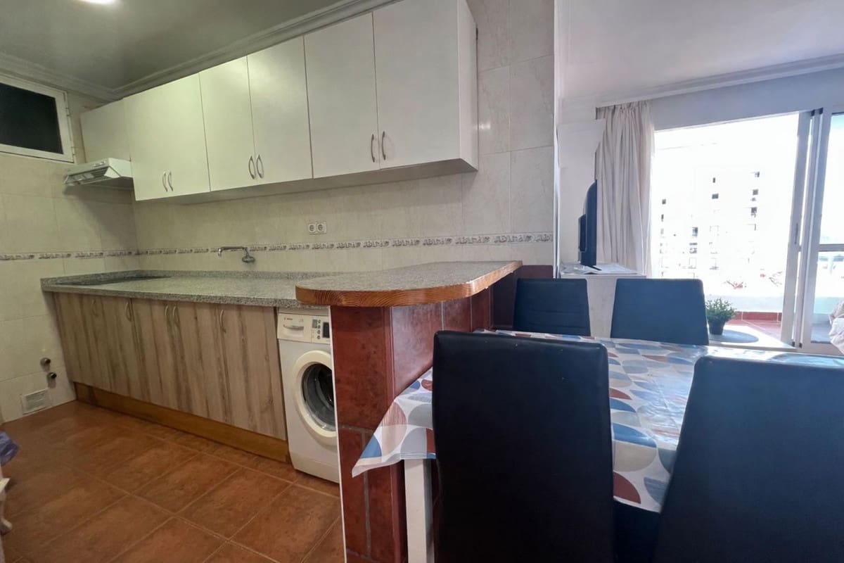 2 Zimmer Strandapartment zu verkaufen in Benalmadena mit Pool Garage - 437.000 € (Ref: 9585070)