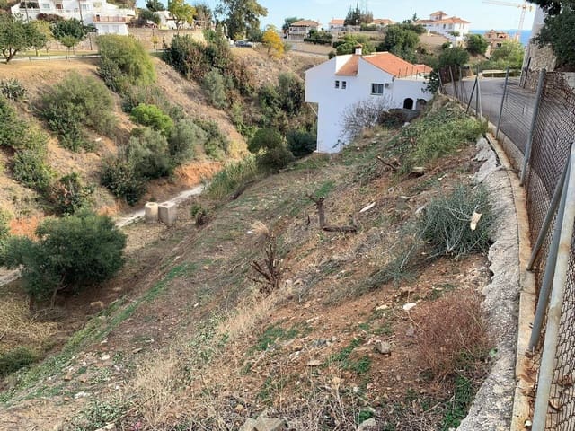 Building Plot for sale in Torreblanca, Fuengirola - € 1,100,000 (Ref: 9599358)