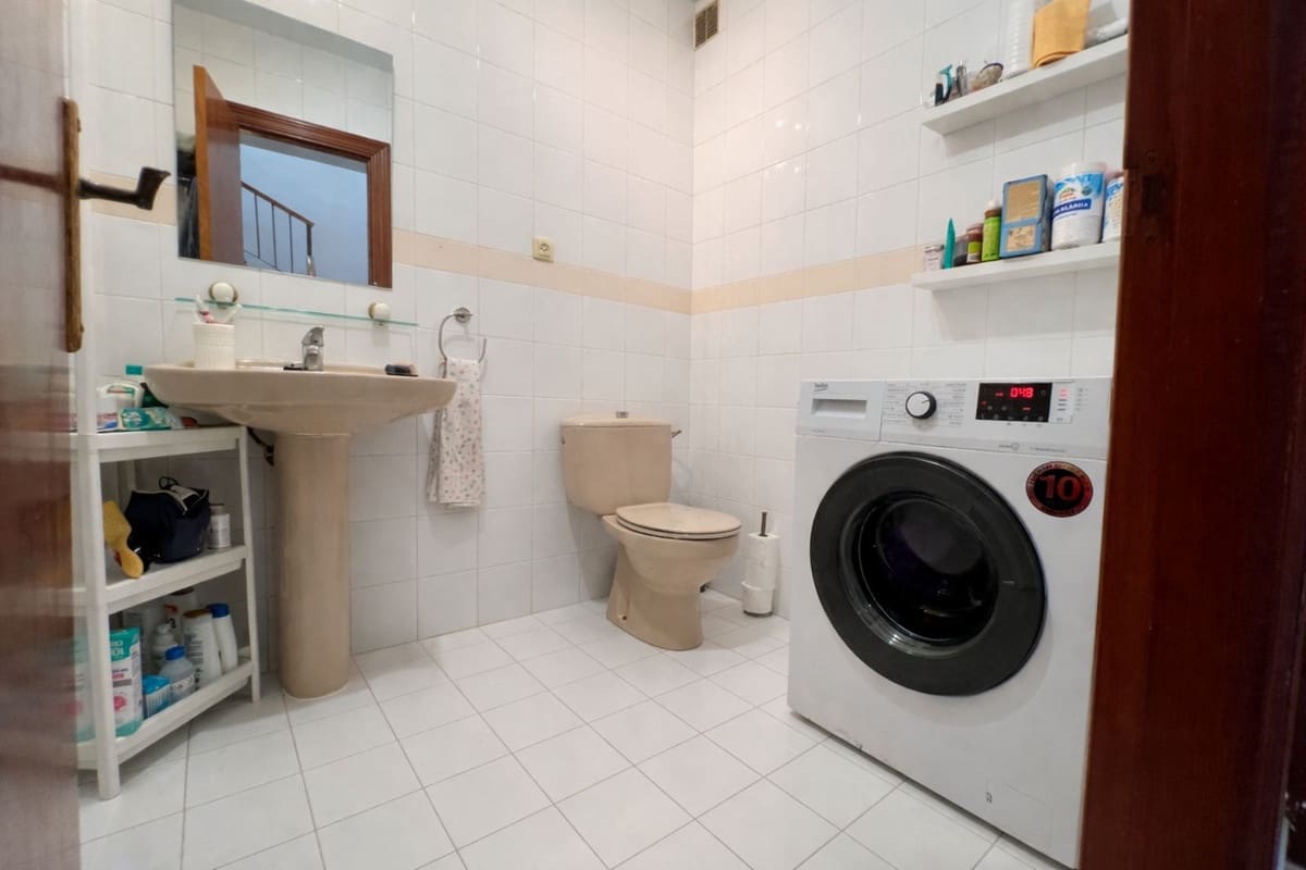 3 makuuhuone Omakotitalo myytävänä paikassa Arroyo de la Miel - 469 000 € (Ref: 9647544)