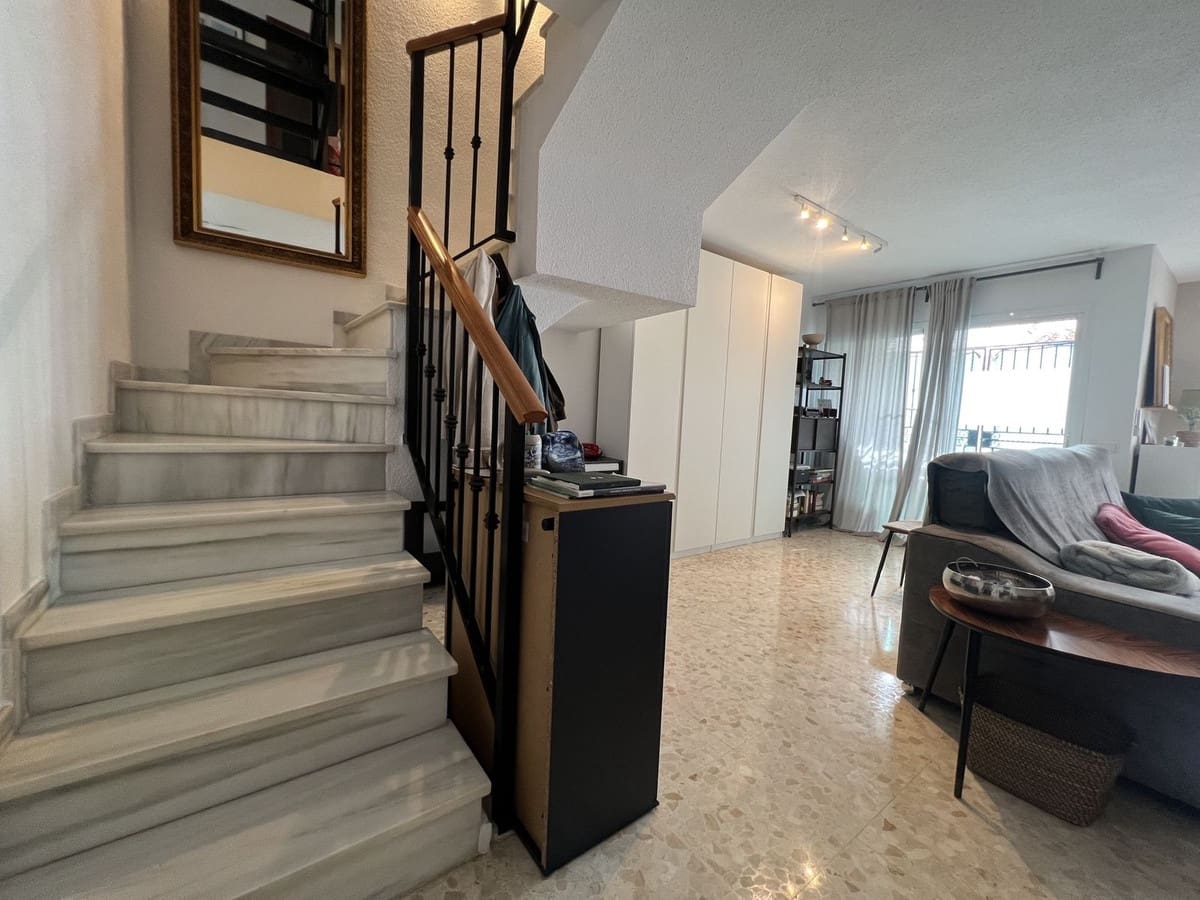 3 bedroom Townhouse for sale in Arroyo de la Miel - € 469,000 (Ref: 9647544)