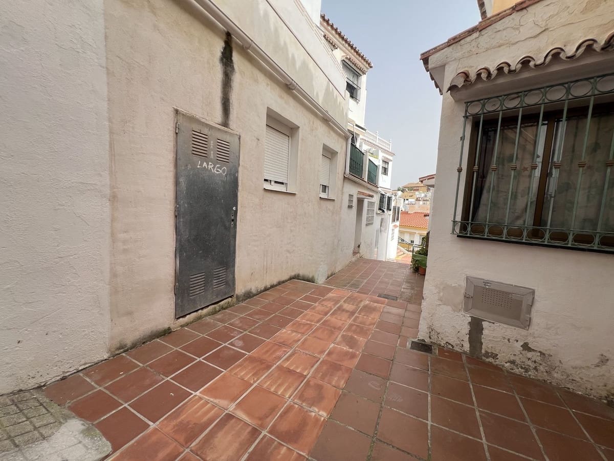 3 bedroom Townhouse for sale in Arroyo de la Miel - € 469,000 (Ref: 9647544)
