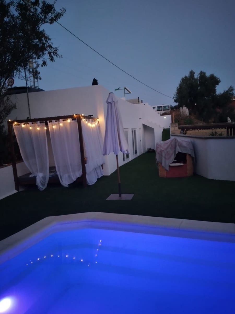 3 sypialnia Willa na sprzedaż w La Cala de Mijas z basenem garażem - 749 000 € (Ref: 9655993)