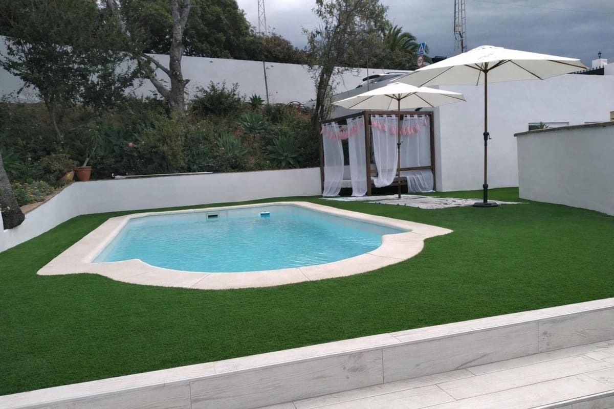 3 sypialnia Willa na sprzedaż w La Cala de Mijas z basenem garażem - 749 000 € (Ref: 9655993)