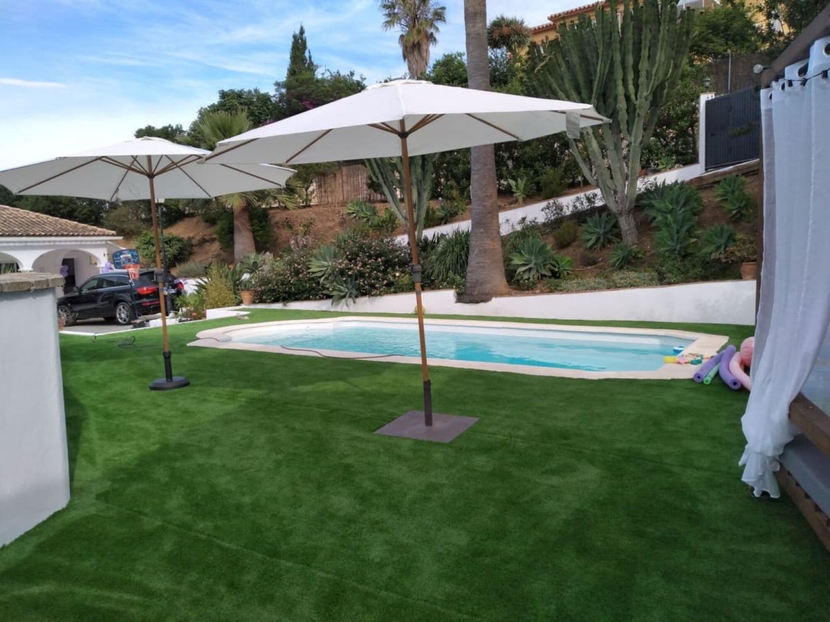 3 chambre Villa/Maison à vendre à La Cala de Mijas avec piscine garage - 749 000 € (Ref: 9655993)