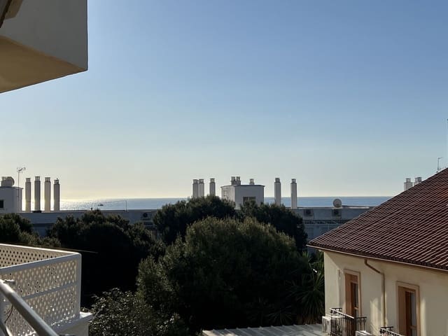 3 soveværelse Strandlejlighed til salg i Torremolinos med swimmingpool garage - € 400.000 (Ref: 9685891)