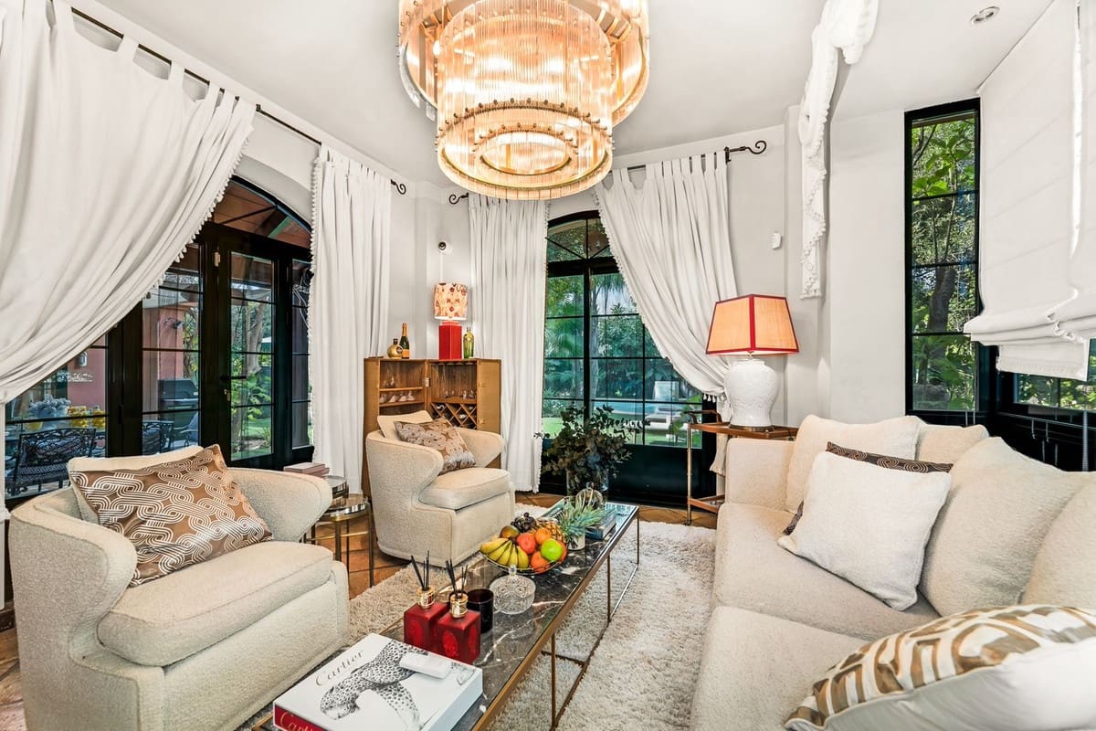 3 bedroom Villa for holiday rental in Guadalmina with pool garage - € 4,900 (Ref: 9694628)