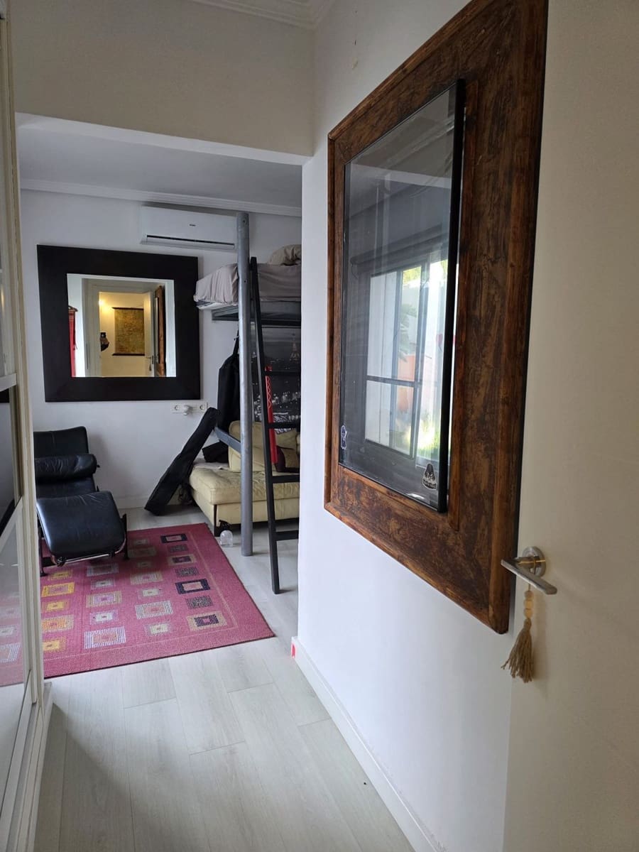 3 Zimmer Villa zu verkaufen in Marbella mit Pool Garage - 580.000 € (Ref: 9697940)