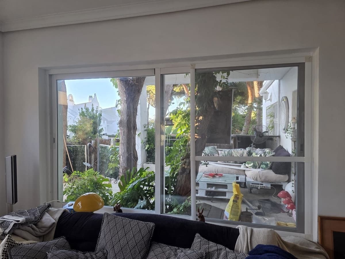 3 Zimmer Villa zu verkaufen in Marbella mit Pool Garage - 580.000 € (Ref: 9697940)