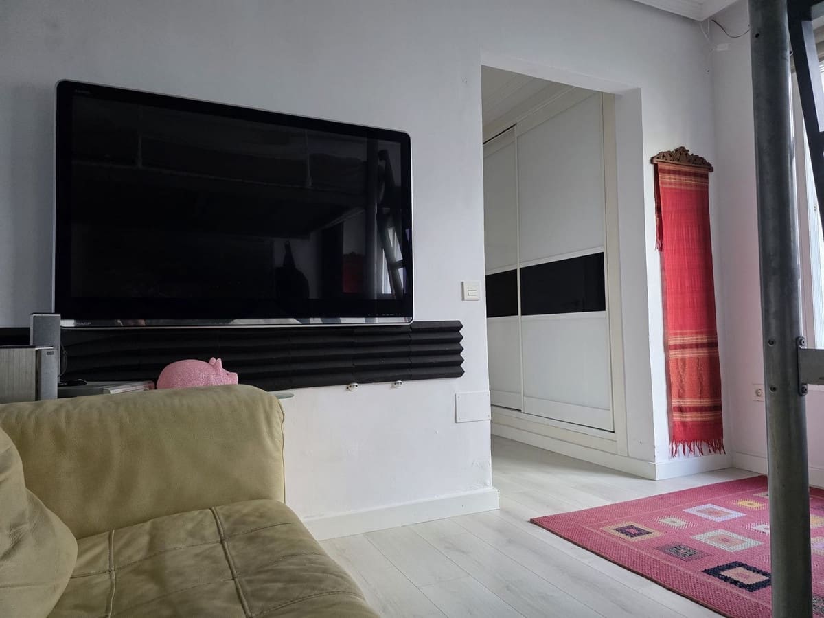 3 Zimmer Villa zu verkaufen in Marbella mit Pool Garage - 580.000 € (Ref: 9697940)