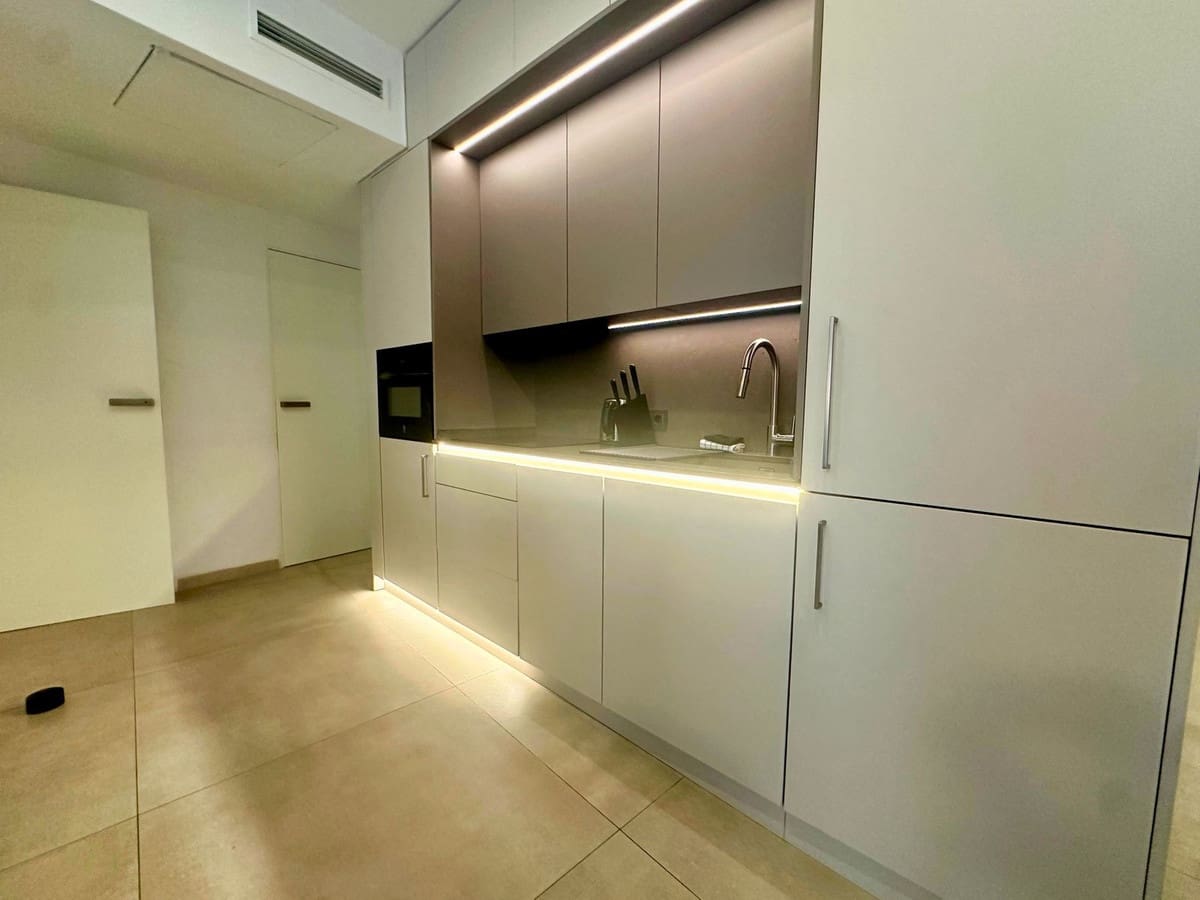 Apartamento de 3 habitaciones en Marbella en venta - 490.000 € (Ref: 9703258)