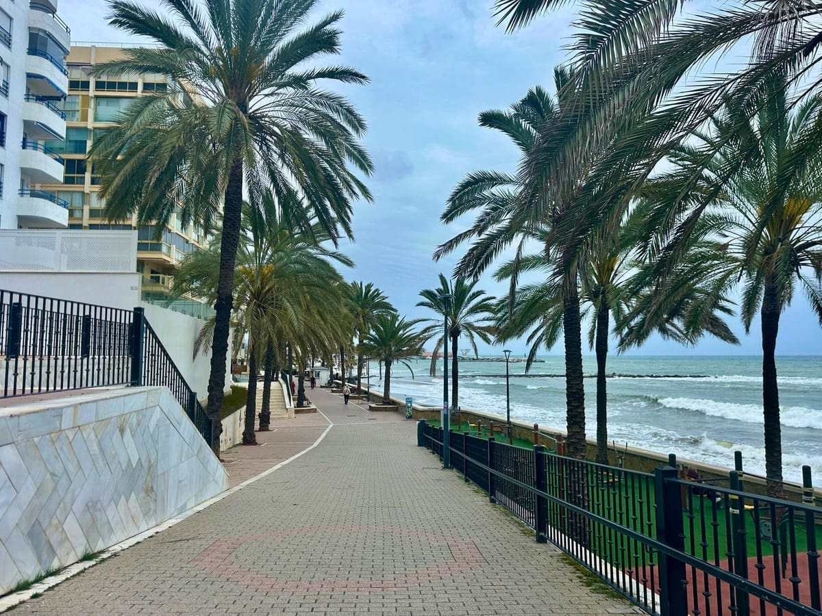 3 bedroom Apartment for sale in Marbella - € 490,000 (Ref: 9703258)