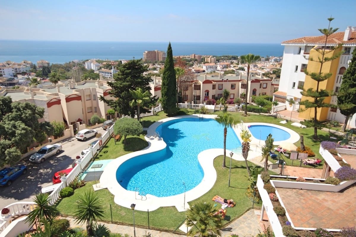 2 quarto Penthouse para venda em Riviera del Sol com piscina - 369 000 € (Ref: 9710975)