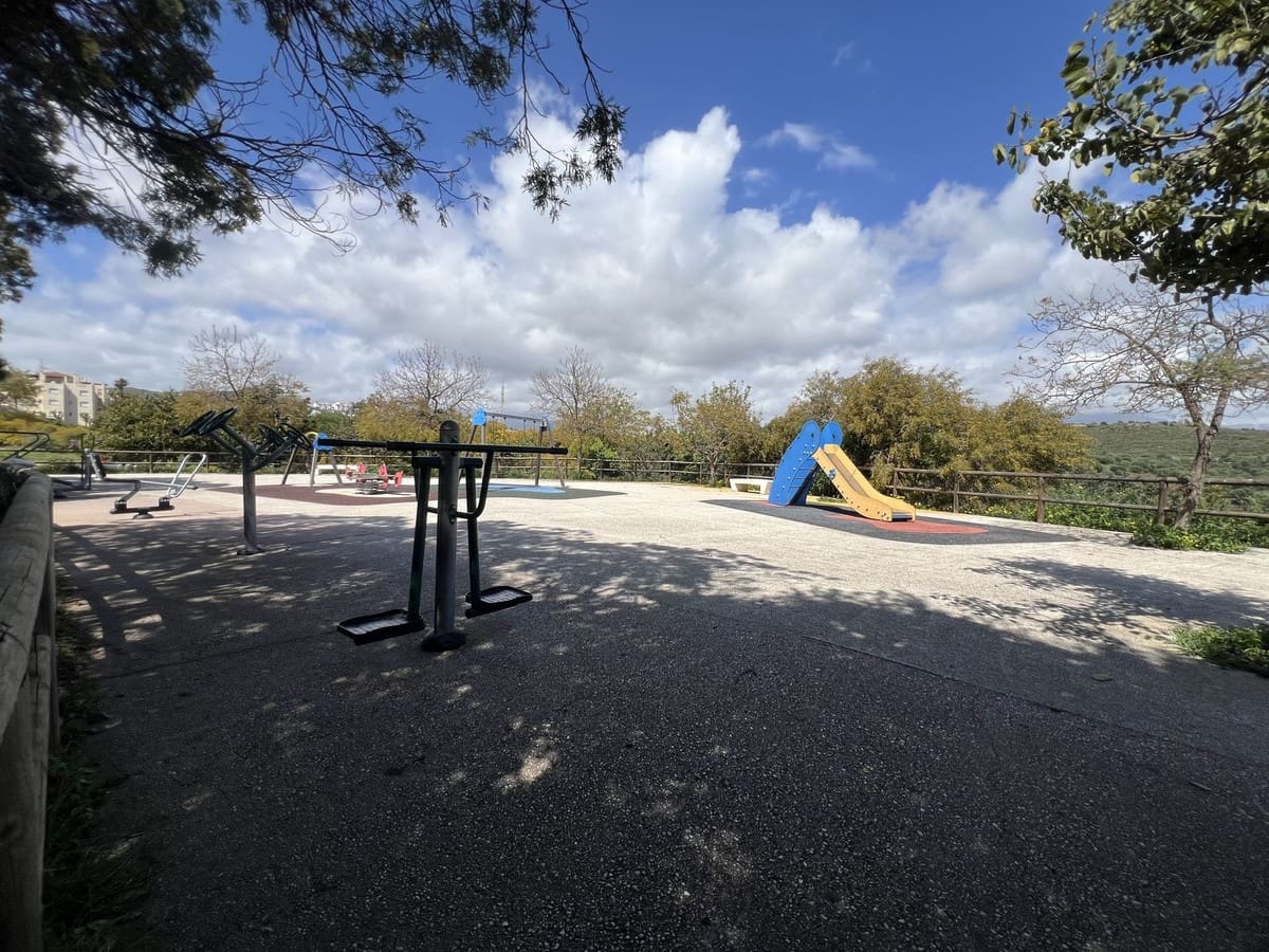 2 bedroom Apartment for sale in Riviera del Sol with pool garage - € 350,000 (Ref: 9728442)