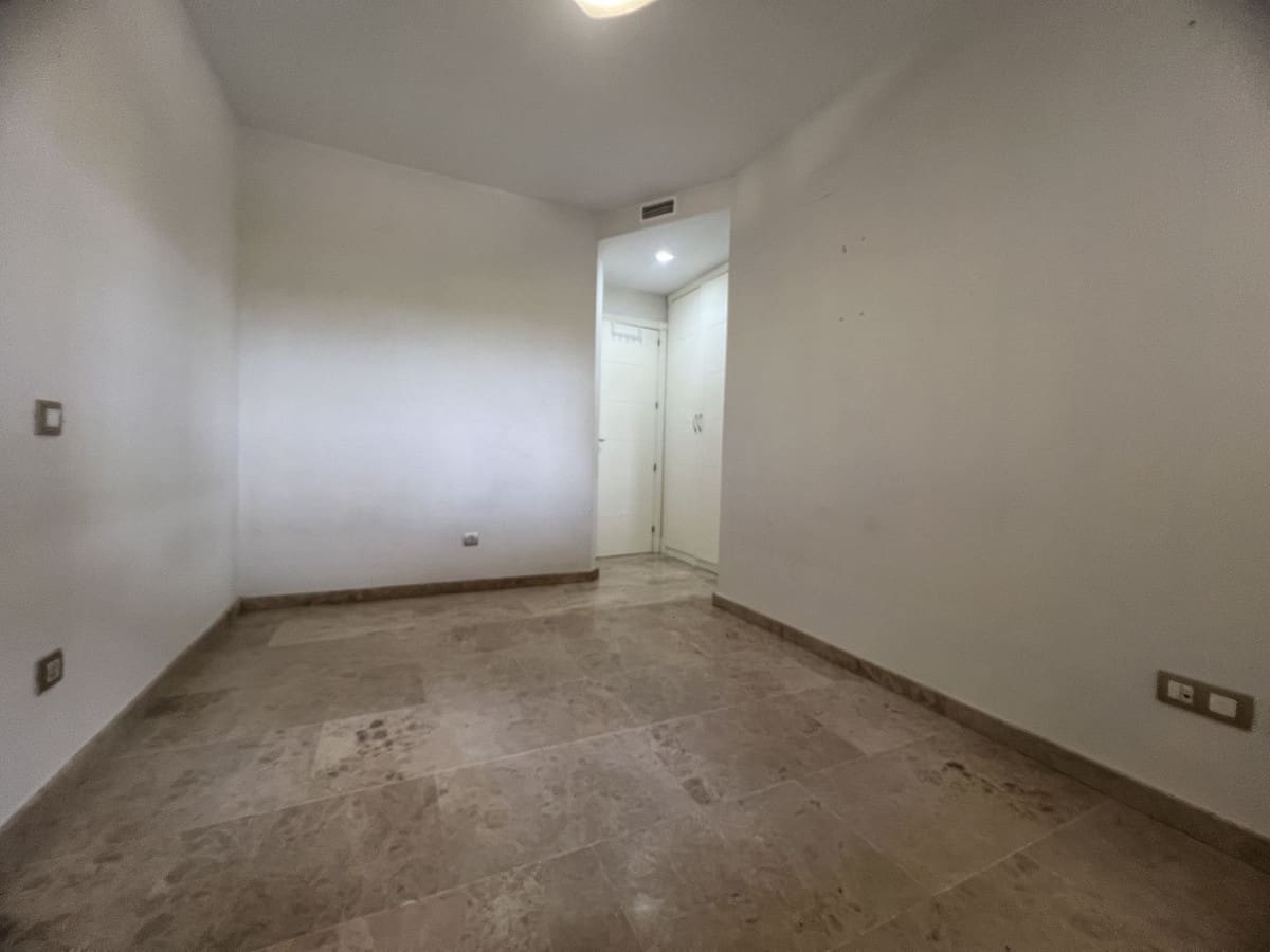 2 bedroom Apartment for sale in Riviera del Sol with pool garage - € 350,000 (Ref: 9728442)