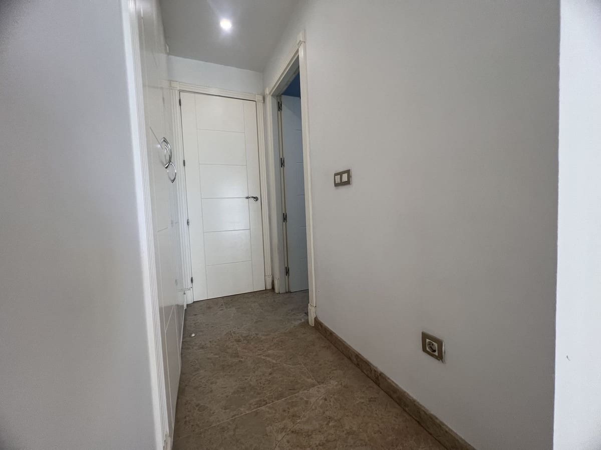 2 Zimmer Apartment zu verkaufen in Riviera del Sol mit Pool Garage - 350.000 € (Ref: 9728442)