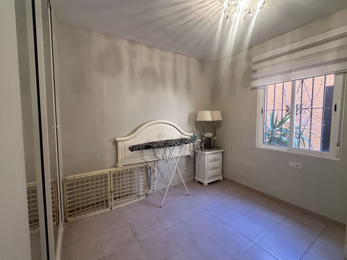 2 bedroom Beach Apartment for sale in El Faro with pool - € 299,000 (Ref: 9750838)