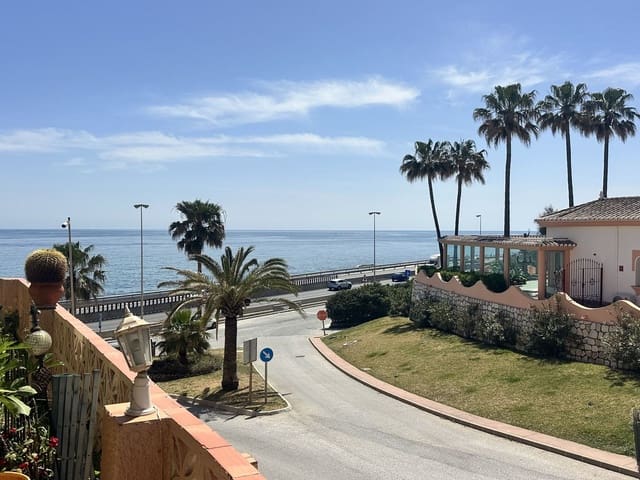 2 soverom Strandleiligheter til salgs i El Faro, Mijas med svømmebasseng - € 299 000 (Ref: 9750838)