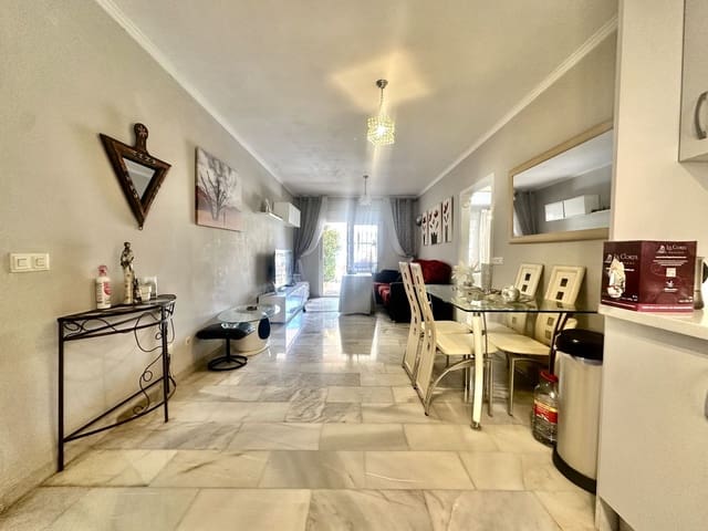 2 soverom Strandleiligheter til salgs i El Faro, Mijas med svømmebasseng - € 299 000 (Ref: 9750838)