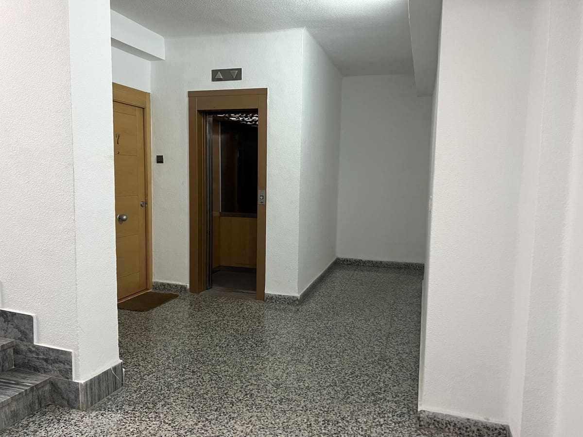 4 bedroom Apartment for sale in Malaga city - € 478,000 (Ref: 9761327)