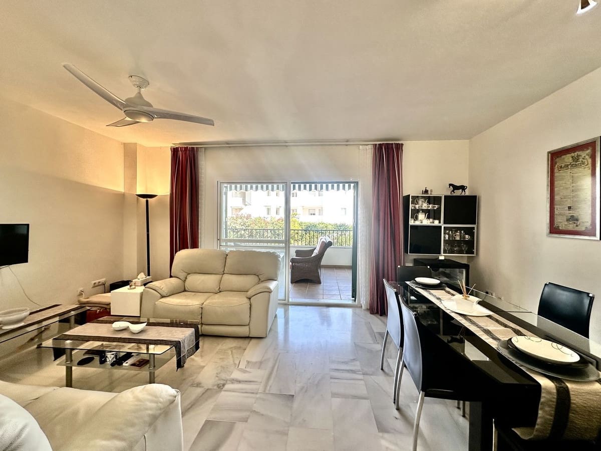 3 chambre Appartement à vendre à La Cala de Mijas avec piscine garage - 450 000 € (Ref: 9787499)