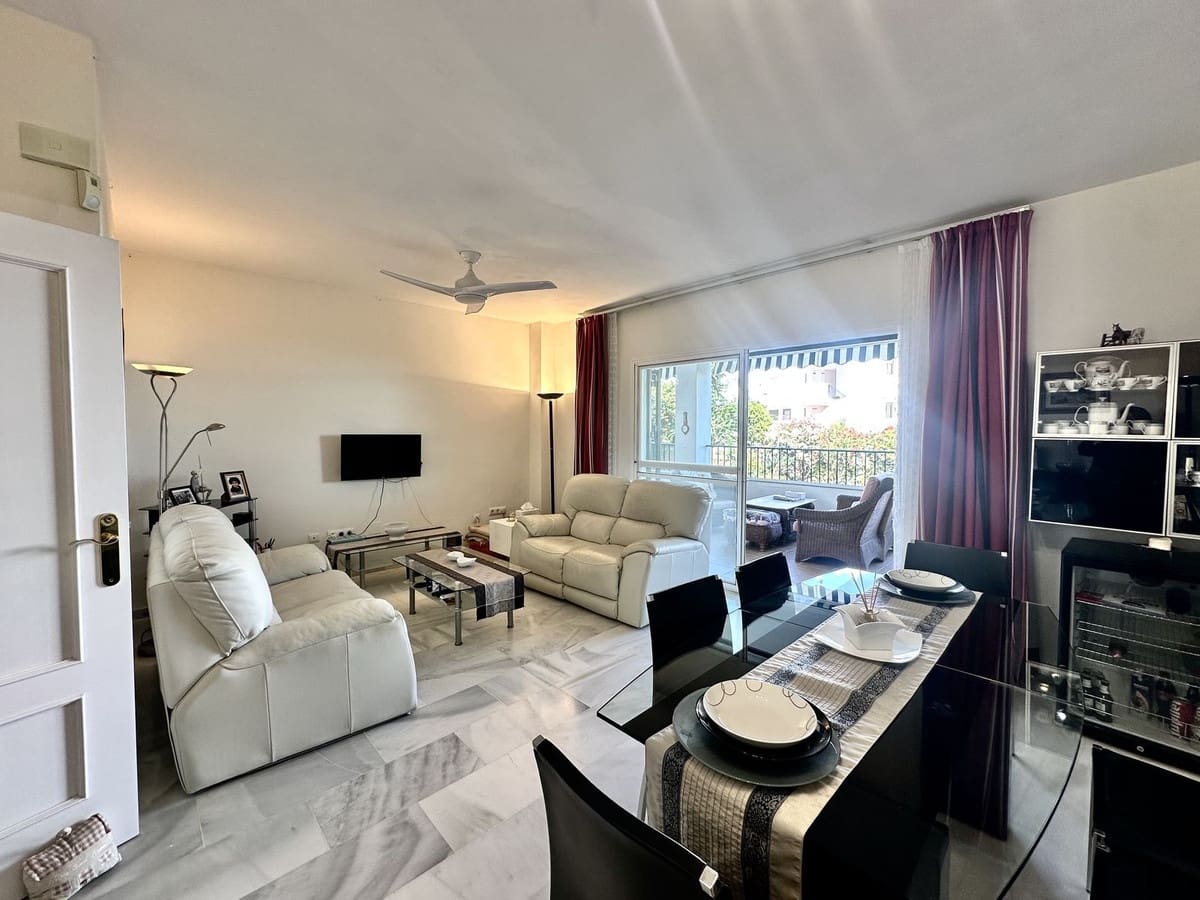 3 chambre Appartement à vendre à La Cala de Mijas avec piscine garage - 450 000 € (Ref: 9787499)