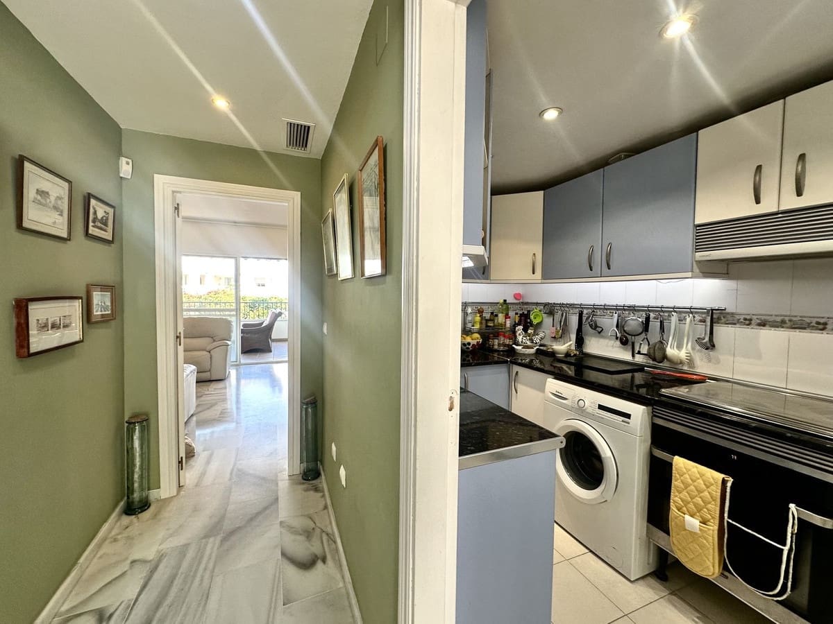 3 chambre Appartement à vendre à La Cala de Mijas avec piscine garage - 450 000 € (Ref: 9787499)