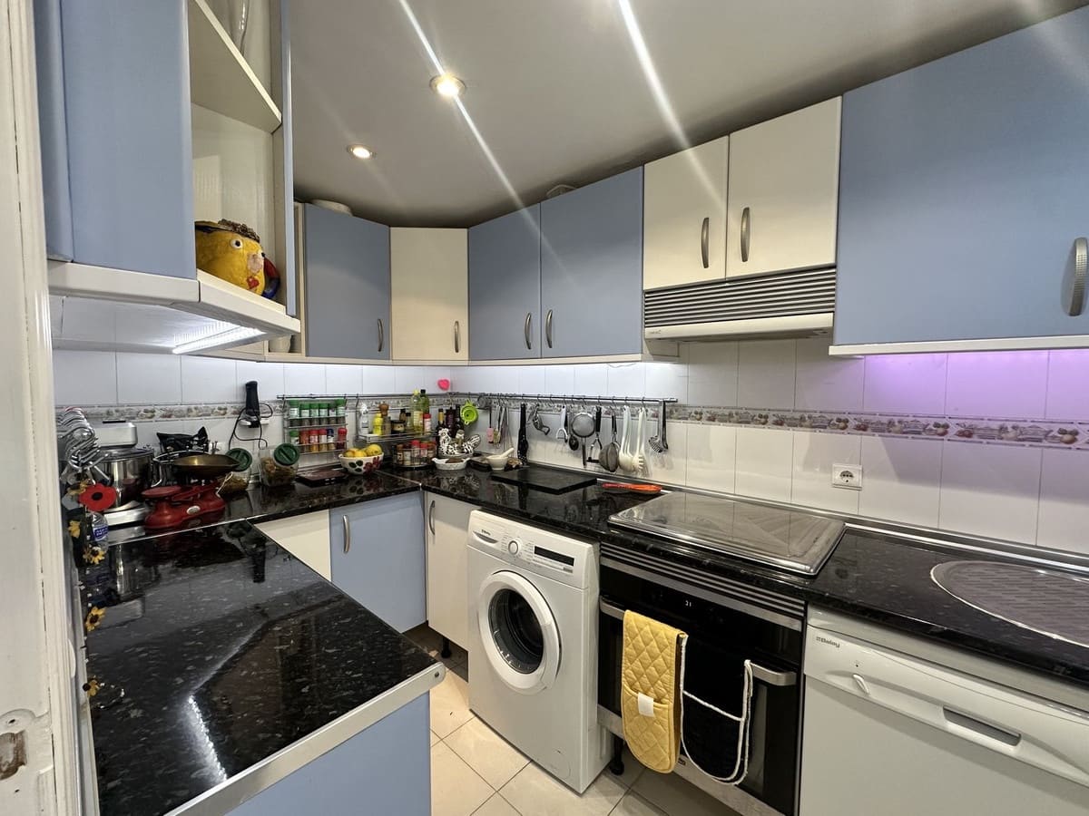 3 chambre Appartement à vendre à La Cala de Mijas avec piscine garage - 450 000 € (Ref: 9787499)