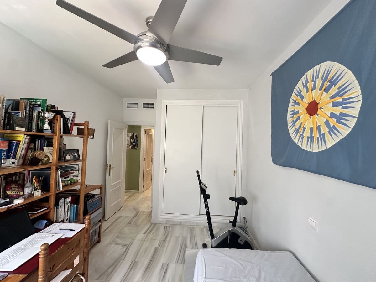 3 chambre Appartement à vendre à La Cala de Mijas avec piscine garage - 450 000 € (Ref: 9787499)