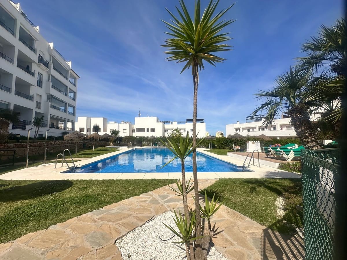 3 chambre Appartement à vendre à La Cala de Mijas avec piscine garage - 450 000 € (Ref: 9787499)